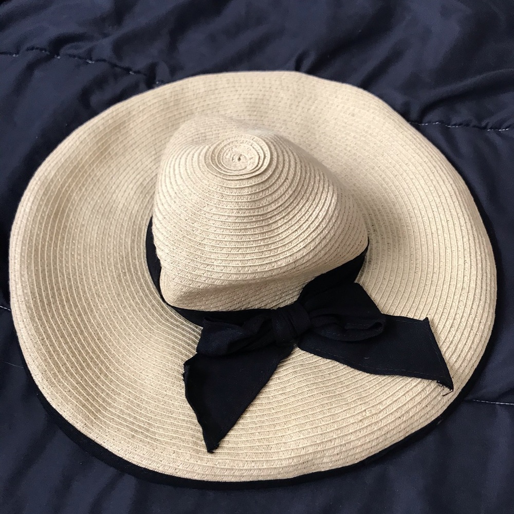 Sun Hat - Picture 3 of 3
